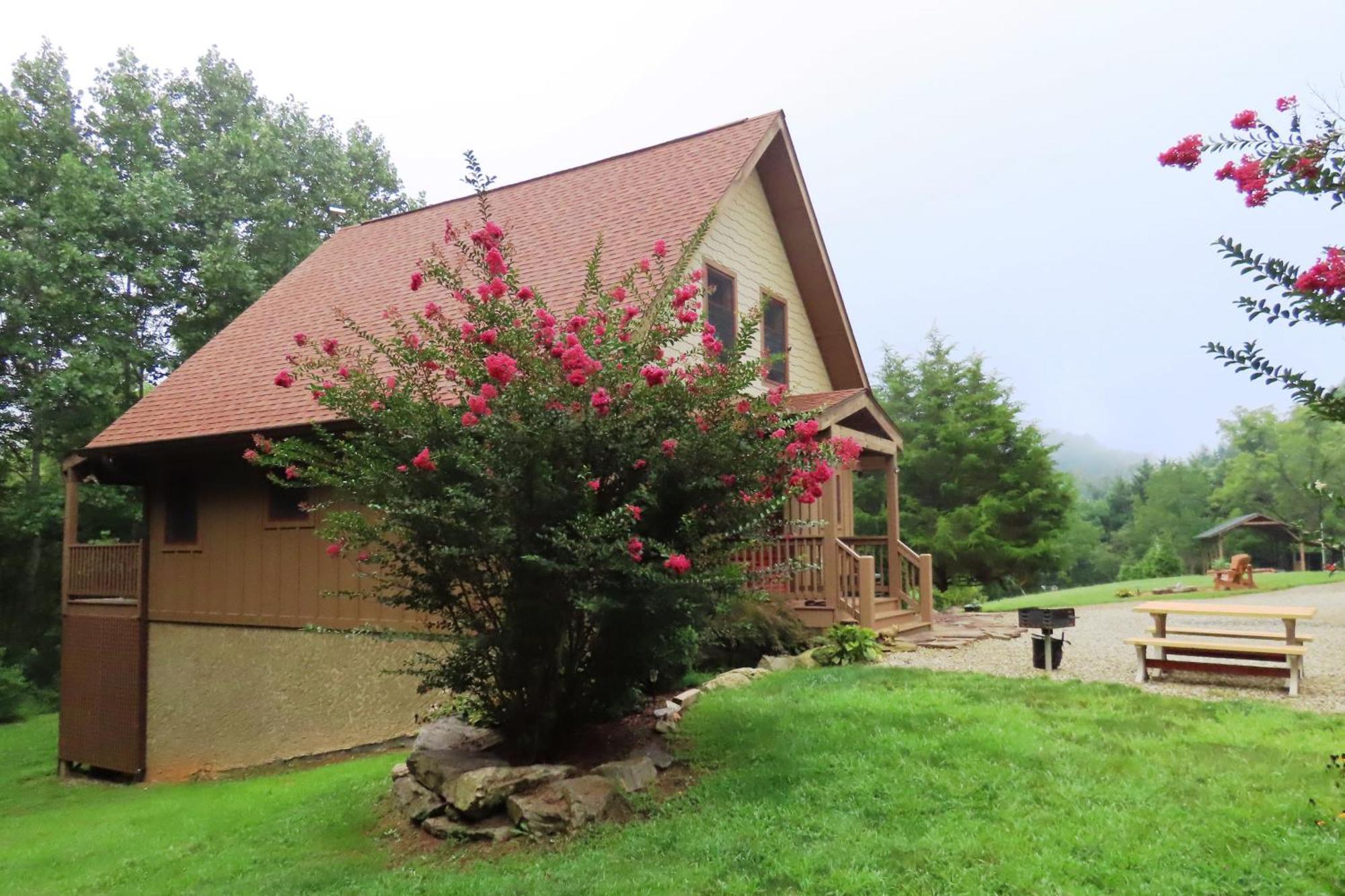 Scenic Fox Ridge Cabin On 4 Acres With Hot Tub! Whittier Экстерьер фото